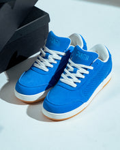 Load image into Gallery viewer, Junta 001 Blue Suede